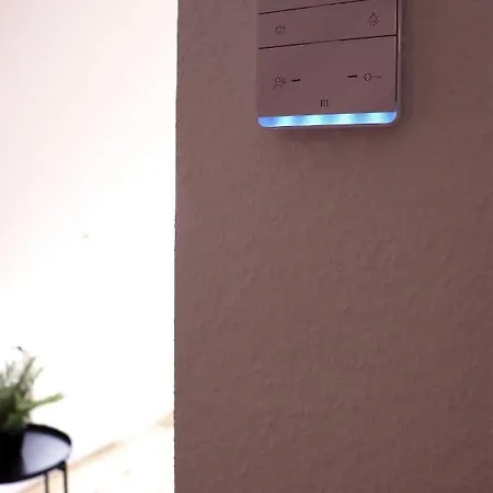 Kostenguenstige & Charmante Ferienunterkunft Ohne Kueche Und In Strandnaehe - Ideal Fuer Kurztrips Oder 1-nacht Aufenthalte - Inklusive Fahrradunterstellplatz Apartman *