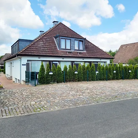 Kostenguenstige & Charmante Ferienunterkunft Ohne Kueche Und In Strandnaehe - Ideal Fuer Kurztrips Oder 1-nacht Aufenthalte - Inklusive Fahrradunterstellplatz * Scharbeutz